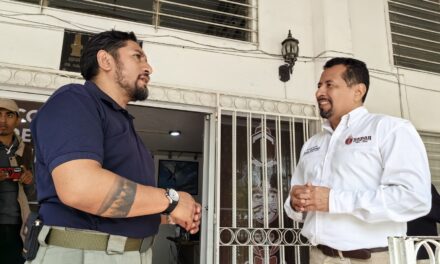 Juan Gómez García, regidor quinto del ayuntamiento de Tuxpan Veracruz, responde a demandas ciudadanas: CONAFORT presente en la regiduría este jueves
