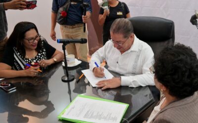 El Programa “Escuela Garantizada Escritura Garante”, beneficia al Telebachillerato “Anáhuac”
