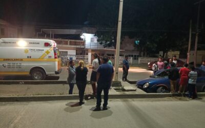 Accidente en la Avenida Cuauhtémoc de Tuxpan deja a una ancianita lesionada