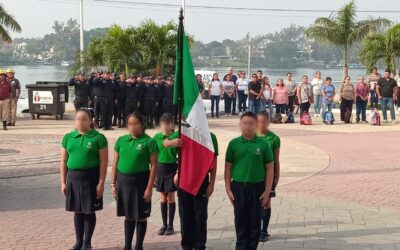 En Lunes Cívico conmemoran el Día Internacional de la Mujer
