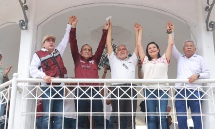 Tuxpan Vibra con la Visita de Javier Velázquez en su Camino hacia el Congreso