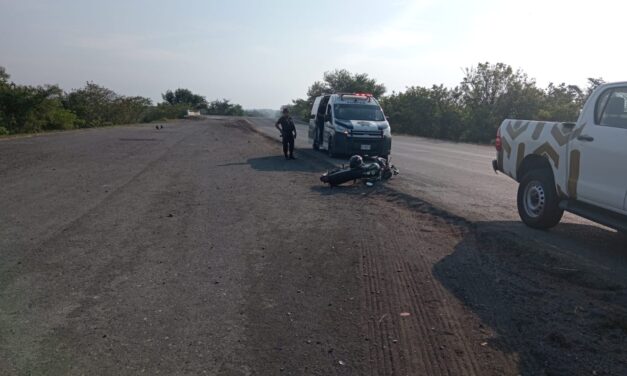 Motociclista Resulta Lesionado en Accidente en el Libramiento Portuario