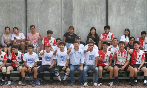 Jóvenes universitarios refrendan su apoyo a Juan Cano