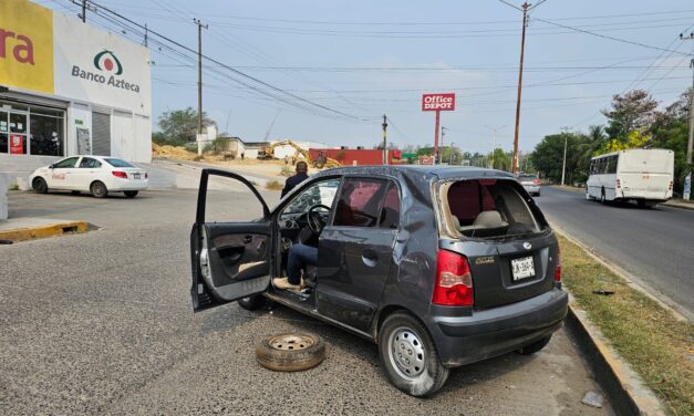 Mujer al volante: Peligro Constante