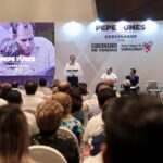 Presenta Pepe Yunes propuestas para recuperar la salud de Veracruz
