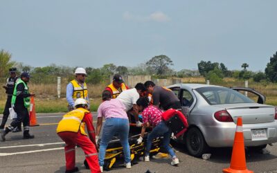 Equivocación en ruta provoca accidente en la autopista Tuxpan-Tampico: Al menos 4 niños heridos