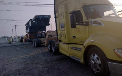 Trailer daña el Asfalto en la carretera a Cobos