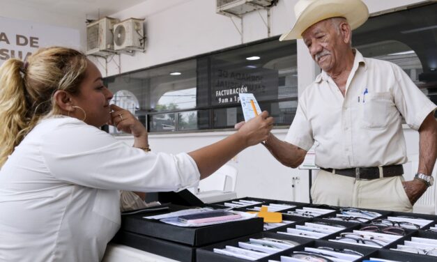 Se mantiene activa la Jornada de Salud Visual, los días jueves, en planta baja de presidencia municipal