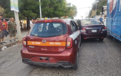 Chocan en el Centro: ¡Otro TAXI!