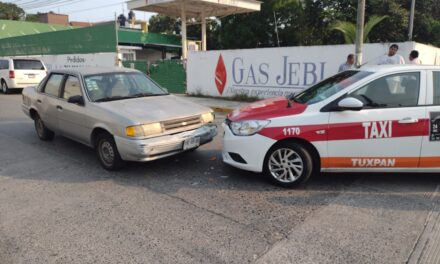 Taxi y Topaz se dan un «Besito» en Santiago de la Peña
