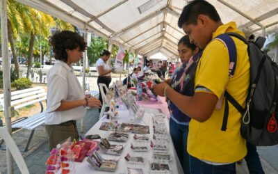 Inicia la Expo Jóvenes Emprendedores, en el Parque Reforma