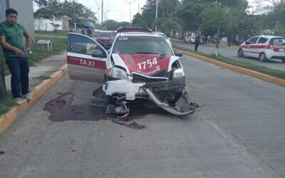 Chocan Taxis en Las Américas: Un Lesionado