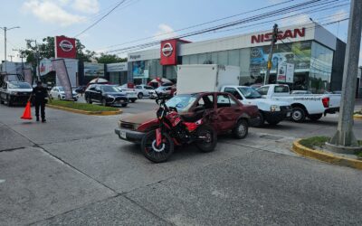 Choque en el Bule: Nissan Vs Vento