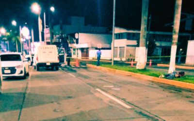Muere al derrapar con su moto en el Bulevar