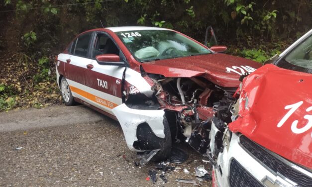 Choque de taxis en la parada Limón deja un lesionado, resultó ser hermano de uno de los ruleteros