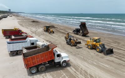 Grandes avances en la limpieza de las playas de Tuxpan. La zona turística ya luce un cambio radical