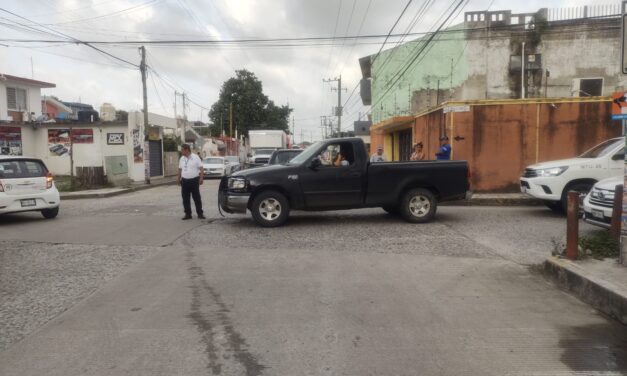 Chocan dos Damas en la colonia Electricistas