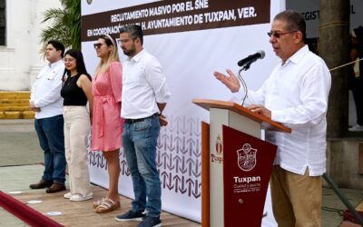 Se realizó en Tuxpan la jornada de “Reclutamiento Masivo”, en el que se ofertaron un gran número de vacantes