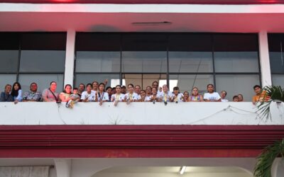 Alcalde José Manuel Pozos Castro felicitó a niñas tuxpeñas que representaron a Veracruz y lograron un campeonato nacional de básquetbol.