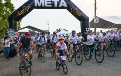 Familias completas participaron en la “Rodada 6K por la Salud”, que se realizó con gran éxito como parte de la Jornada Nacional de Salud 2024.