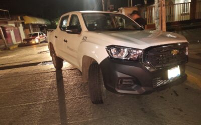 Grave accidente en la madrugada: choque entre camioneta y taxi en Tuxpan deja un lesionado