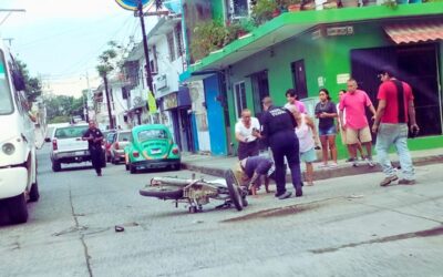 Motociclista es embestido por camioneta en la Rosa María
