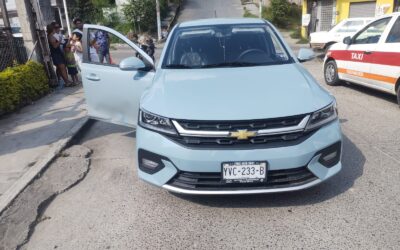Chevrolet VS Vento deja un lesionado en Libramiento
