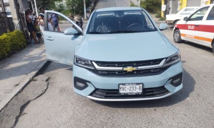 Chevrolet VS Vento deja un lesionado en Libramiento