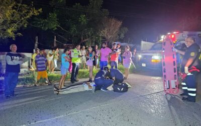 Accidente en la colonia Rafael Hernández Ochoa deja a peatón lesionado