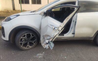 Abrió la puerta y se la llevó un Oaxaqueño