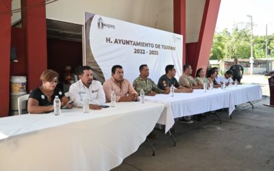 Gobierno de Tuxpan felicitó y reconoció al personal de Protección Civil
