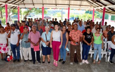 DIF Tuxpan entrega 400 lentes gratuitos de la campaña “Una Mirada Hacia el Corazón”