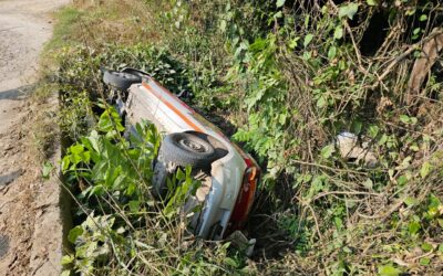 Taxi Abandonado en la Carretera Tuxpan-Cruz Naranjos: Se Investiga Accidente