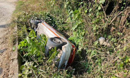 Taxi Abandonado en la Carretera Tuxpan-Cruz Naranjos: Se Investiga Accidente