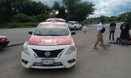 Choca su «Mortalika» contra un Taxi en la Tuxpan-Tampico