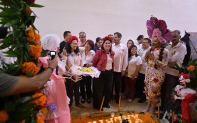 MAESTROS, PADRES Y GOBIERNO, RESPONSABLES DE FOMENTAR NUESTRAS TRADICIONES: ROCÍO NAHLE