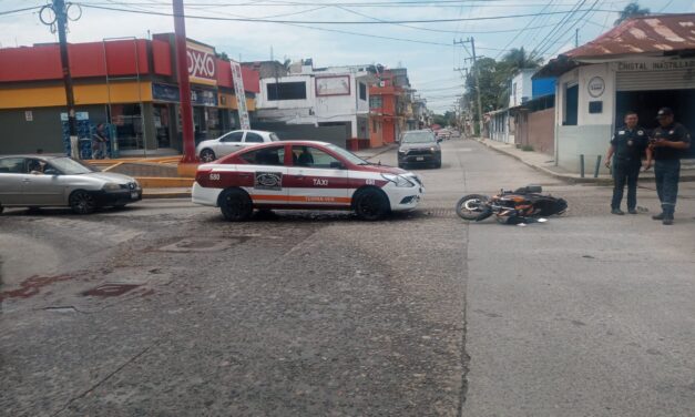 Accidente en el Crucero del Parque de la Bandera deja un lesionado