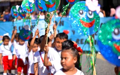 Con desfile, conmemoran 79 aniversario de las Naciones Unidas