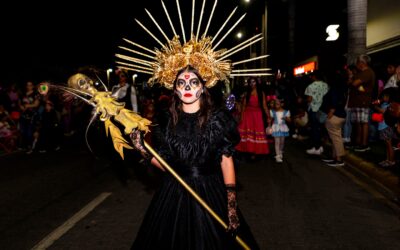 Inició en Tuxpan la celebración del Día de Muertos con un multitudinario desfile y un festival cultural