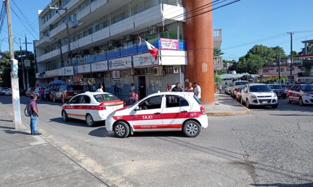 Se dan entre Taxistas en la Esquina Caliente