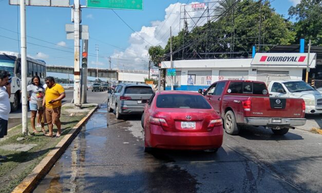 Accidente vial en el bulevar Independencia de Tuxpan: sin lesionados