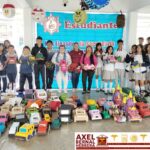 Estudiantes tuxpeños contribuyen con carritos de cartón para la tradicional búsqueda del Niño Dios