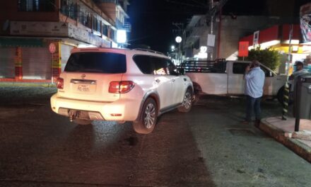 Aparatoso choque en la Zona Centro de Tuxpan