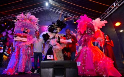 Catrinas y catrines, una hermosa expresión de arte y talento en la celebración del Día de Muertos