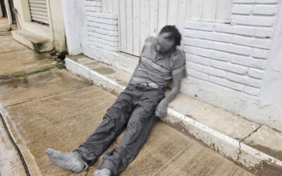 Muere en una banqueta: El silencio que guardó su historia