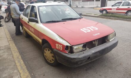 Accidente entre Taxi y Motocicleta en la 16 y Libramiento: Otra Acta de No Intervención que Favorece la Impunidad