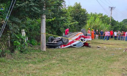 Taxista pierde la vida en trágico accidente en la autopista México-Tuxpan