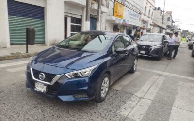 Choque de CUARENTONAS en Juárez y Galeana