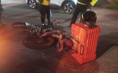 Choque en la Avenida Cuauhtémoc deja a motociclista hospitalizado