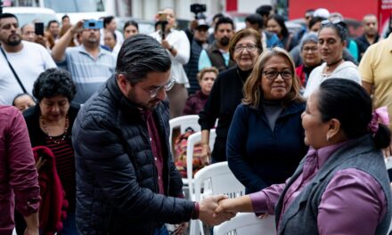 Daniel Cortina inaugura su primera Casa de Enlace en Tuxpan: «El Pueblo es Primero»